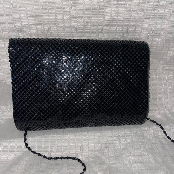 NWOT Elegant Metallic Mesh Black and Gold Shoulder Bag - Picture 2 of 7